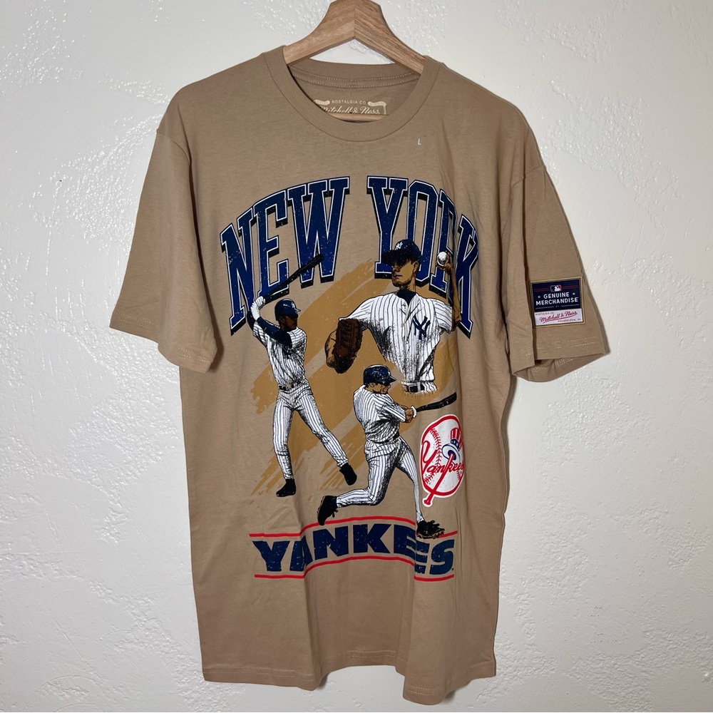 Men’s Mitchell & Ness New York Yankees Big Time T-Shirt - Sand - Size Large